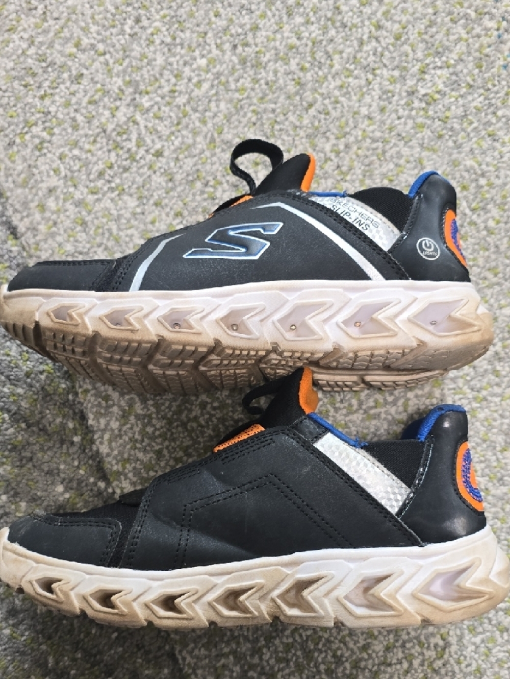 Skechers Kids Slip On Sneakers Light up Size 3 - Picture 4 of 8